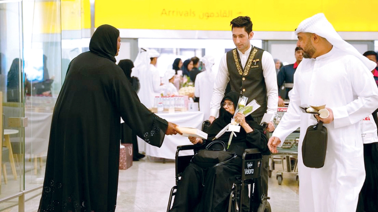 الحجاج يصلون إلى المطارات وسط استقبال متميز من الشؤون الإسلامية